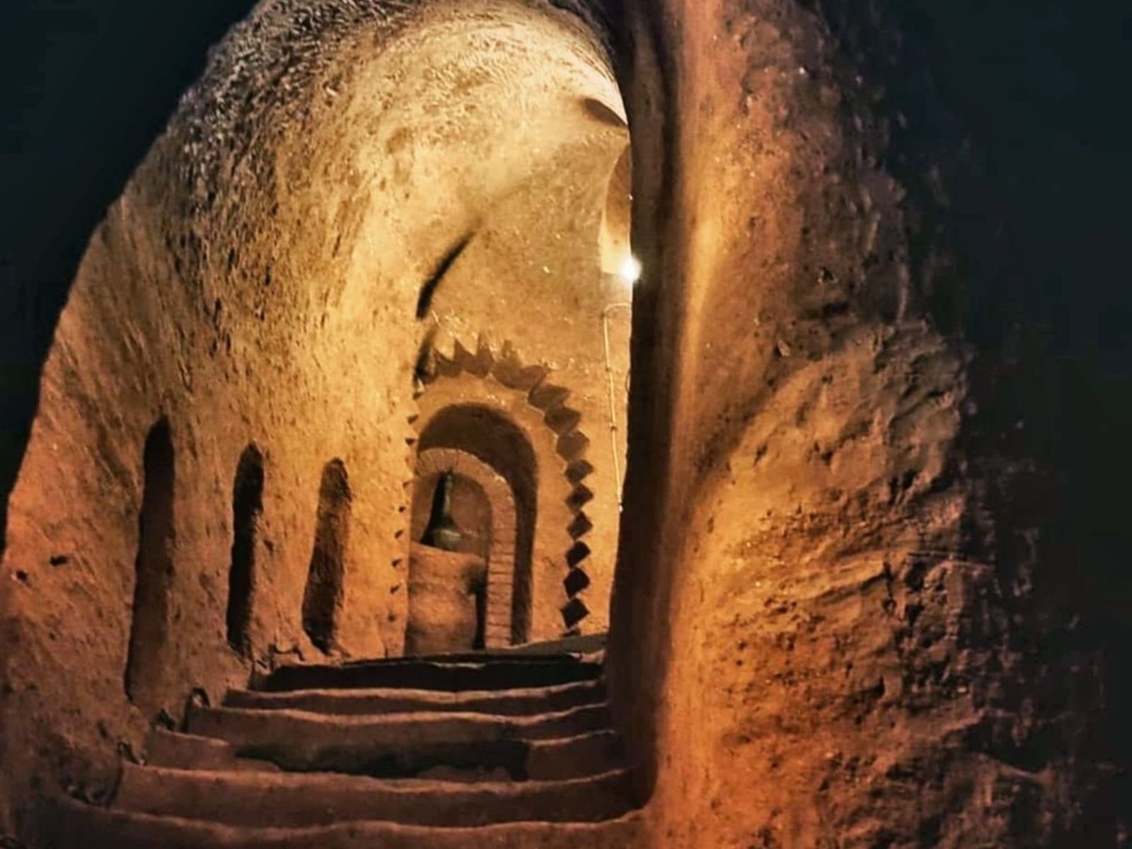 Пещера дедушки Левона