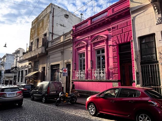 Экскурсия по району Сан-Тельмо: антиквариат и тени аристократии