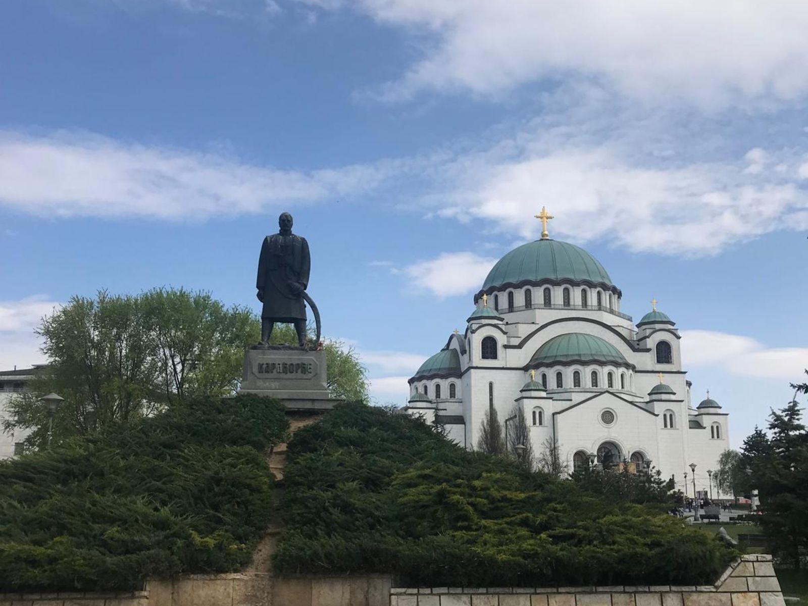 Впечатляющий храм Святого Саввы