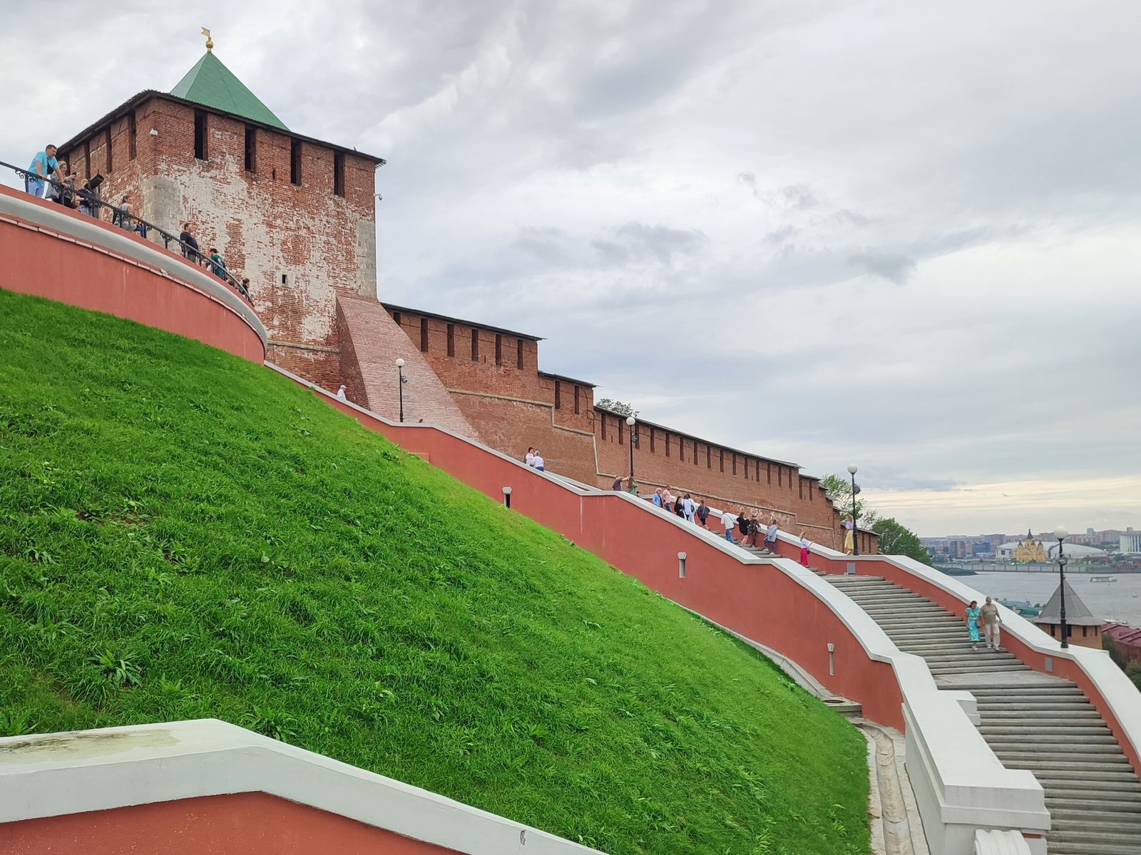 Чкаловская лестница