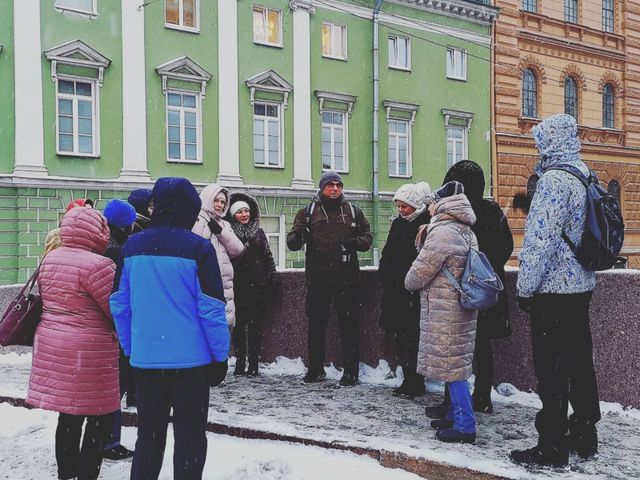 Тематическая экскурсия в мир застолий и поклонников Бахуса — фото 2