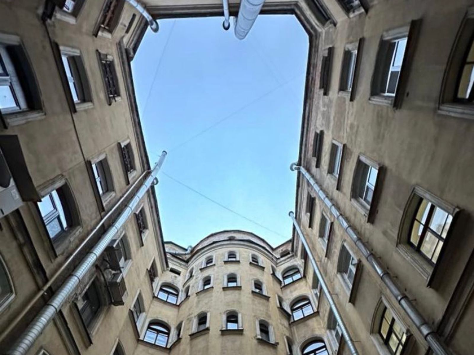 Двор-колодец