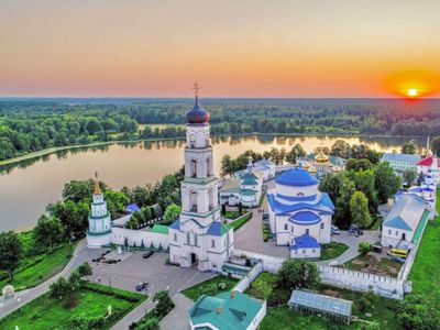 Большая экскурсия в Храм всех религий, Раифу, Свияжск, Иннополис