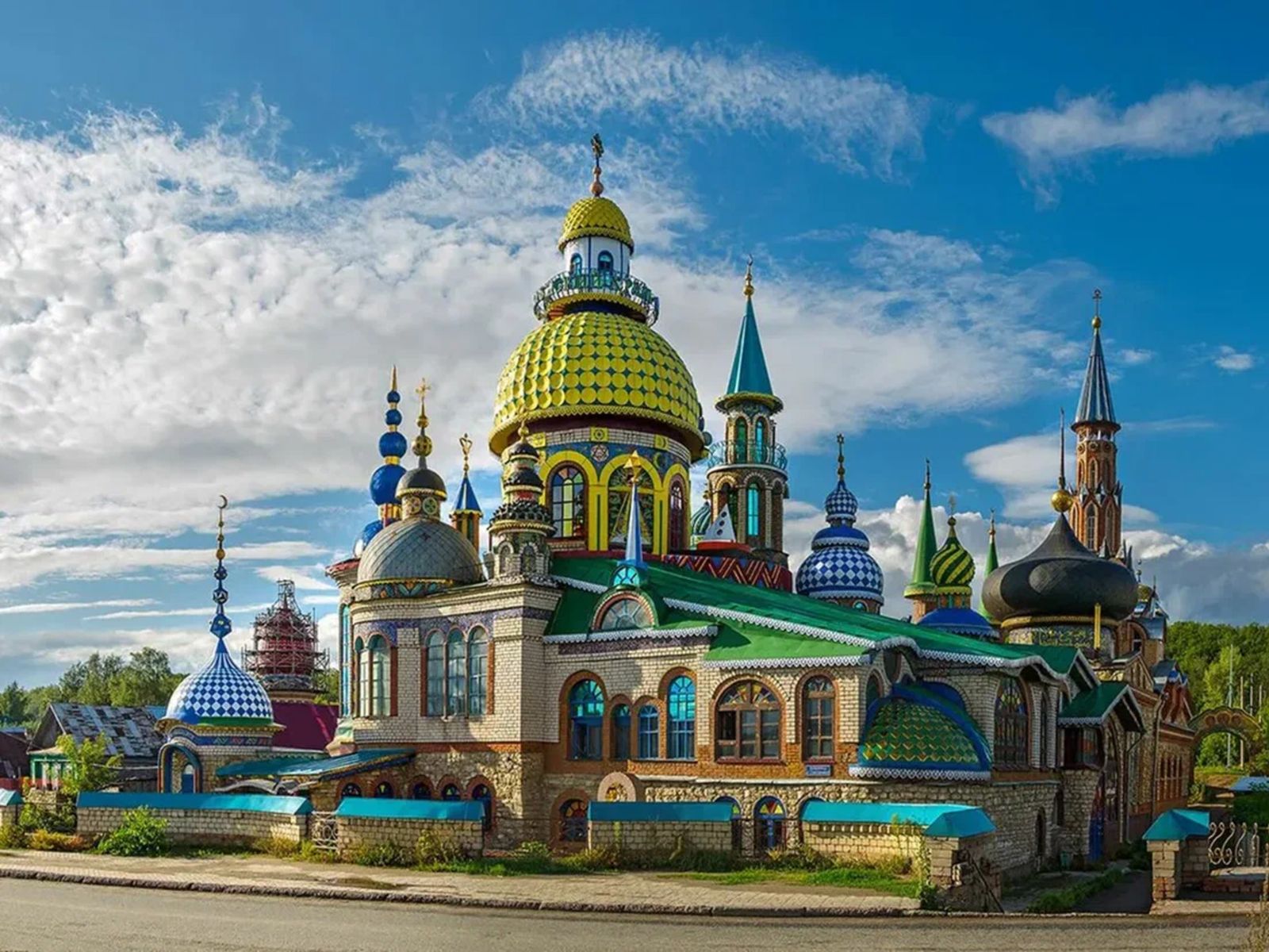 Храм всех религий