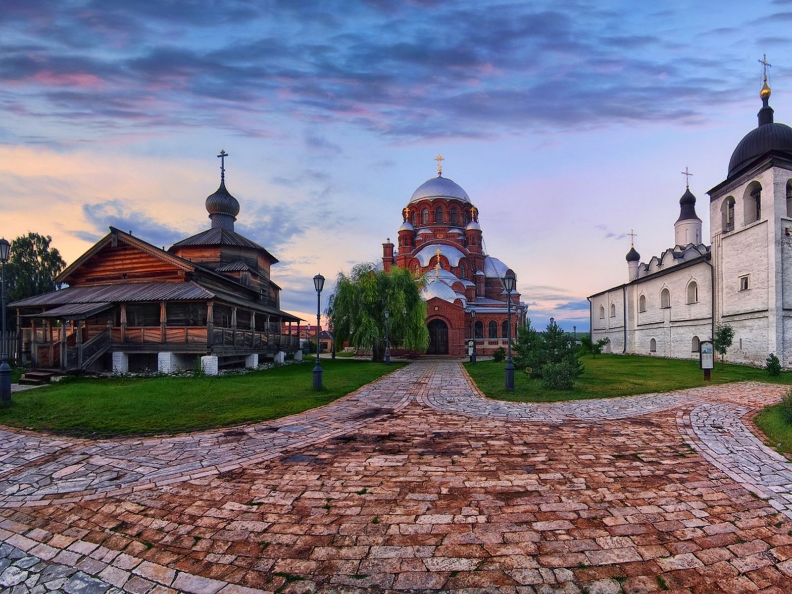 Свияжск, церковь Всех скорбящих радость