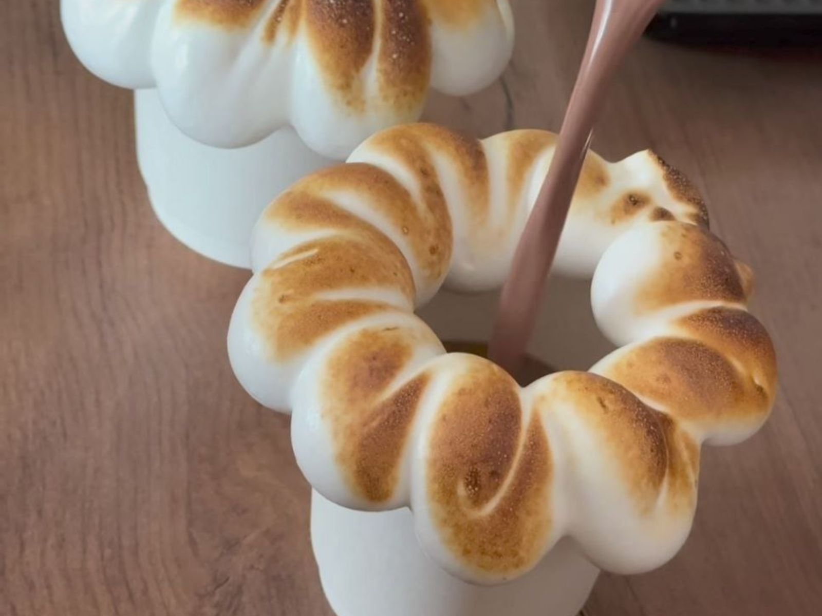 Необычный какао в кофейне Парадная