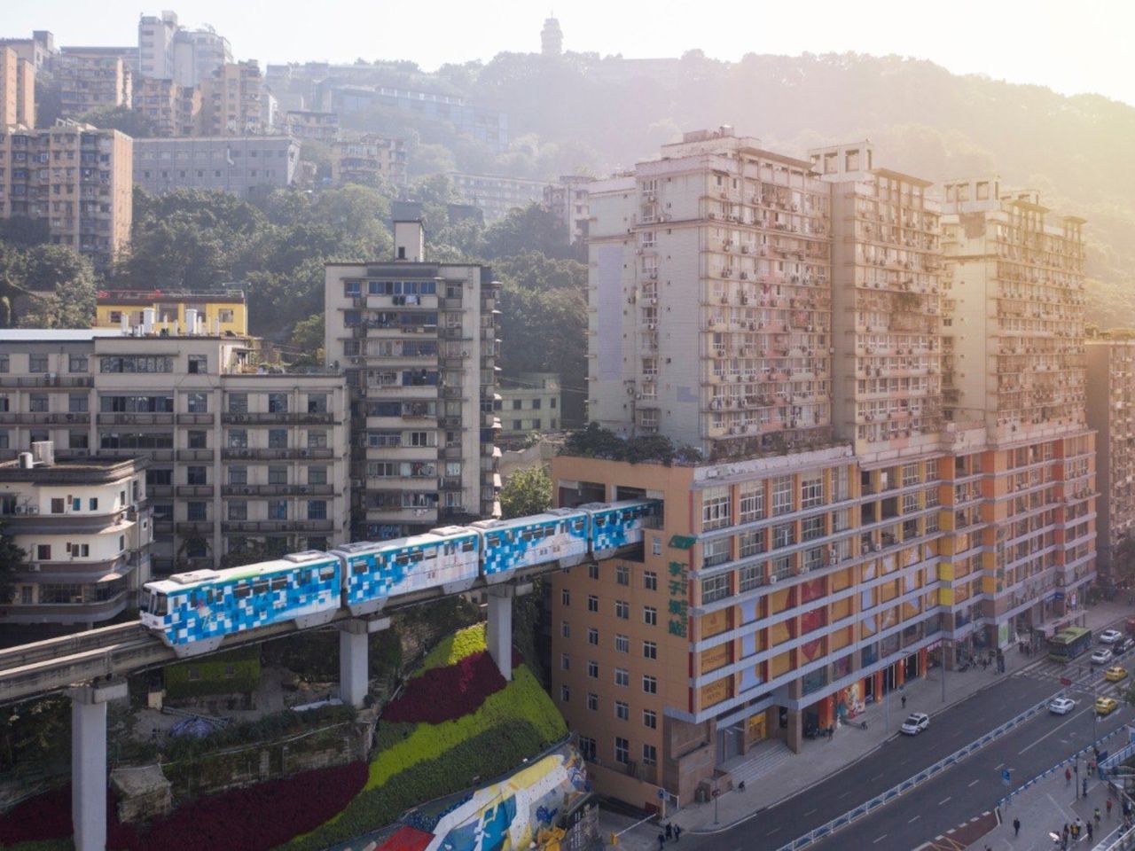 Обзорная экскурсия в Чунцине — многоуровневом городе будущего - индивидуальная экскурсия в Чунцине на машине гида длительностью 4 часа с количеством участников до 3 человек цена экскурсии 535$