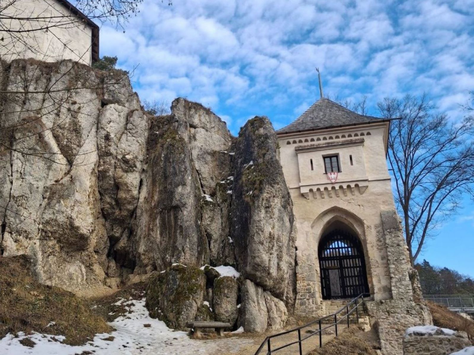 Ойцовский замок