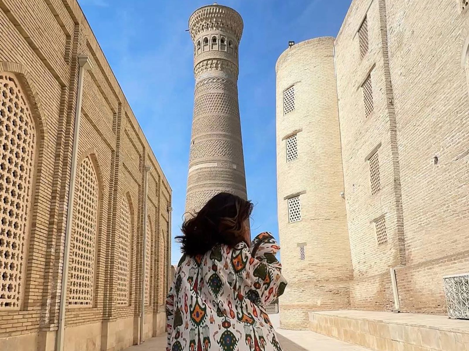 Минарет с разного ракурса