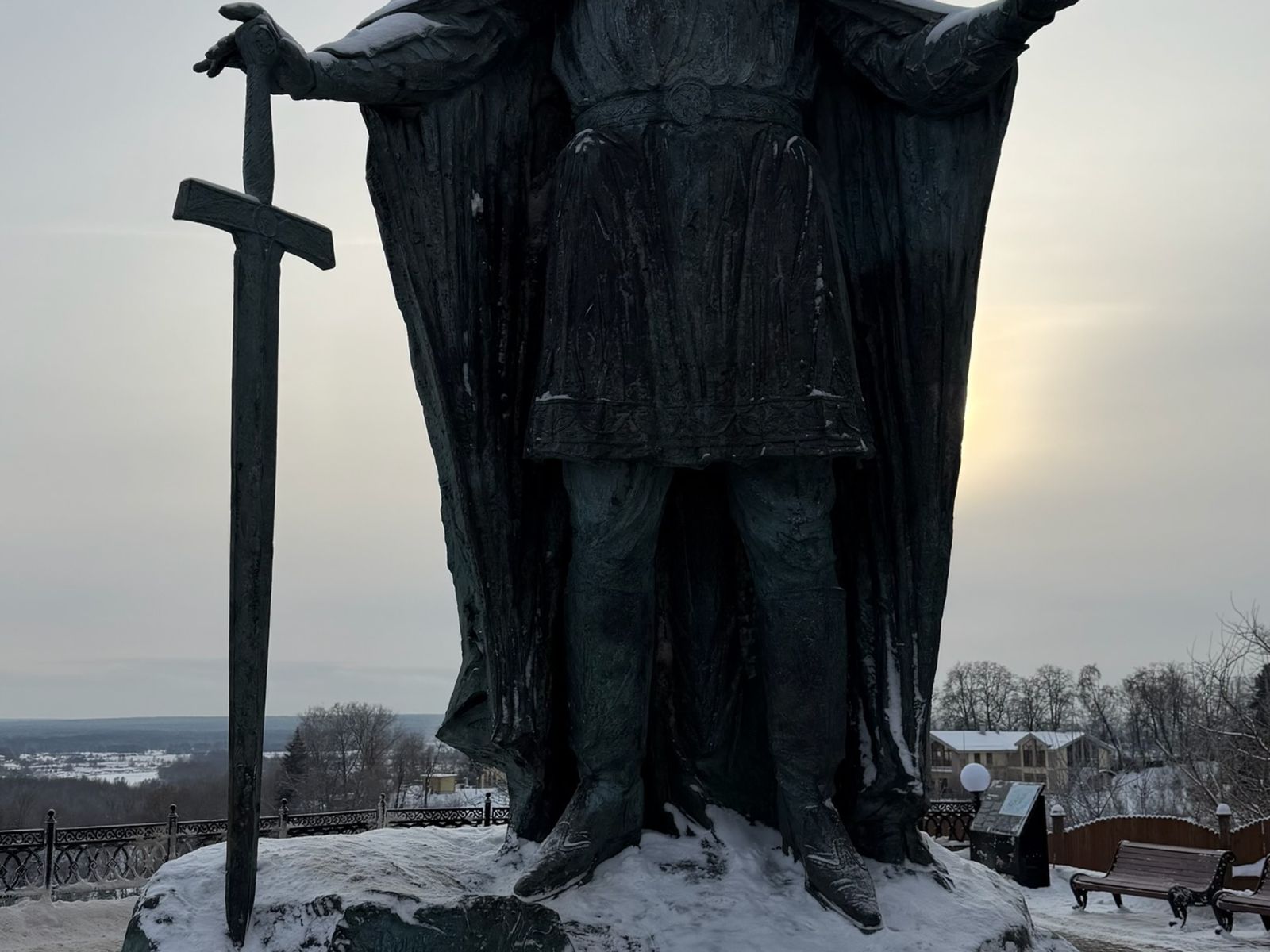 Памятник князю Владимиру
