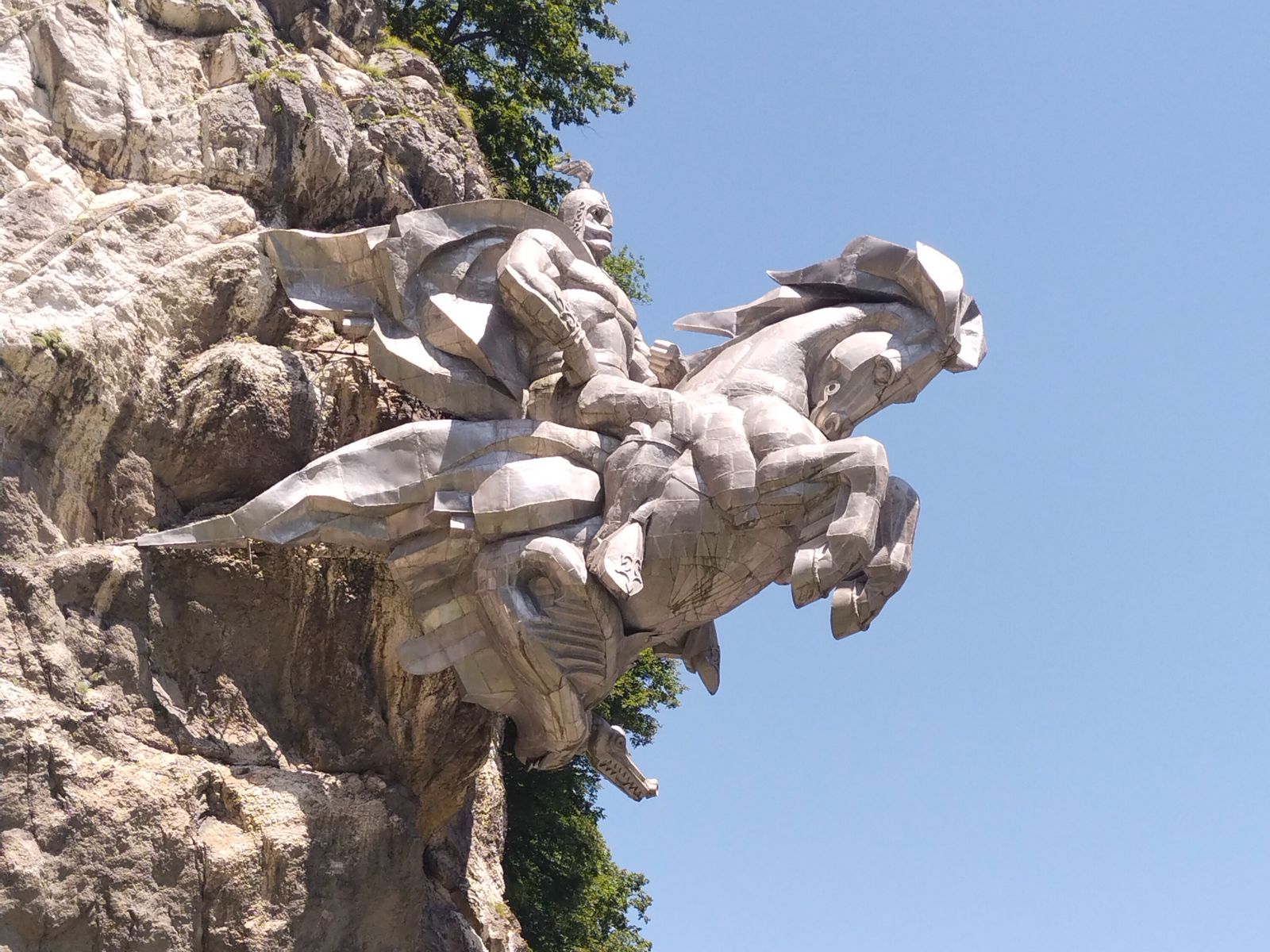 Монумент Уастырджи