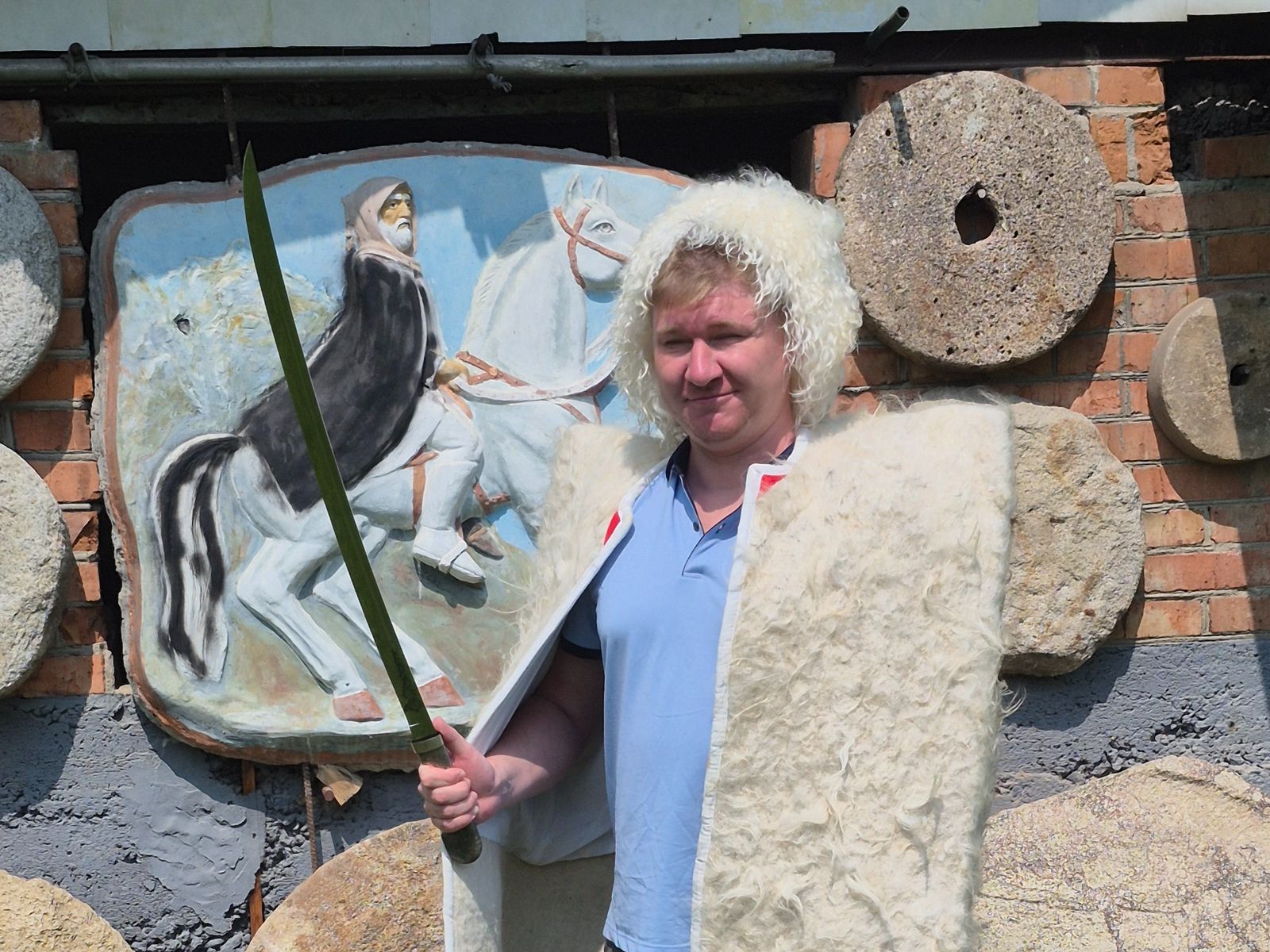 Фотосессия в национальной одежде в этномузее