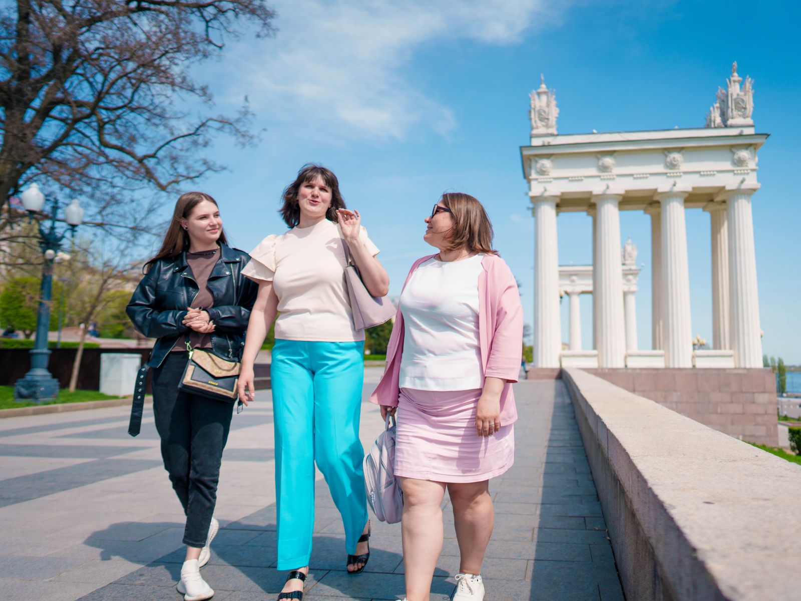 Набережная им. 62-й армии