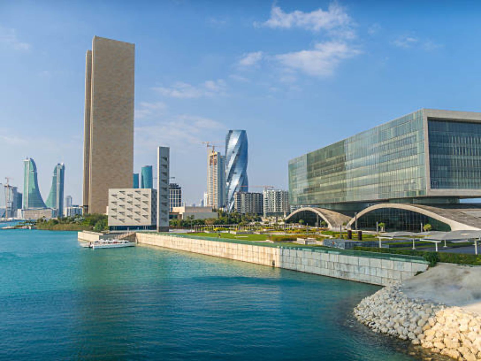 Современная Манама