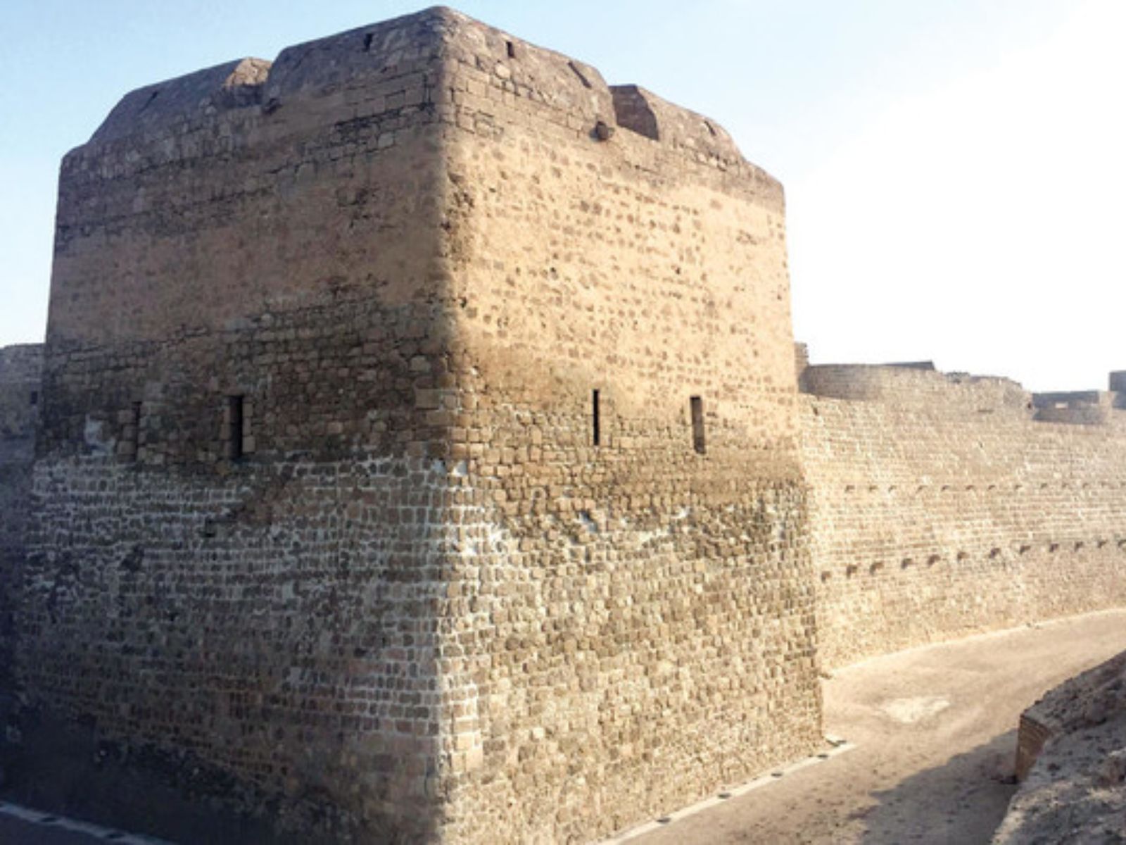 Древняя крепость цивилизации Дильмун