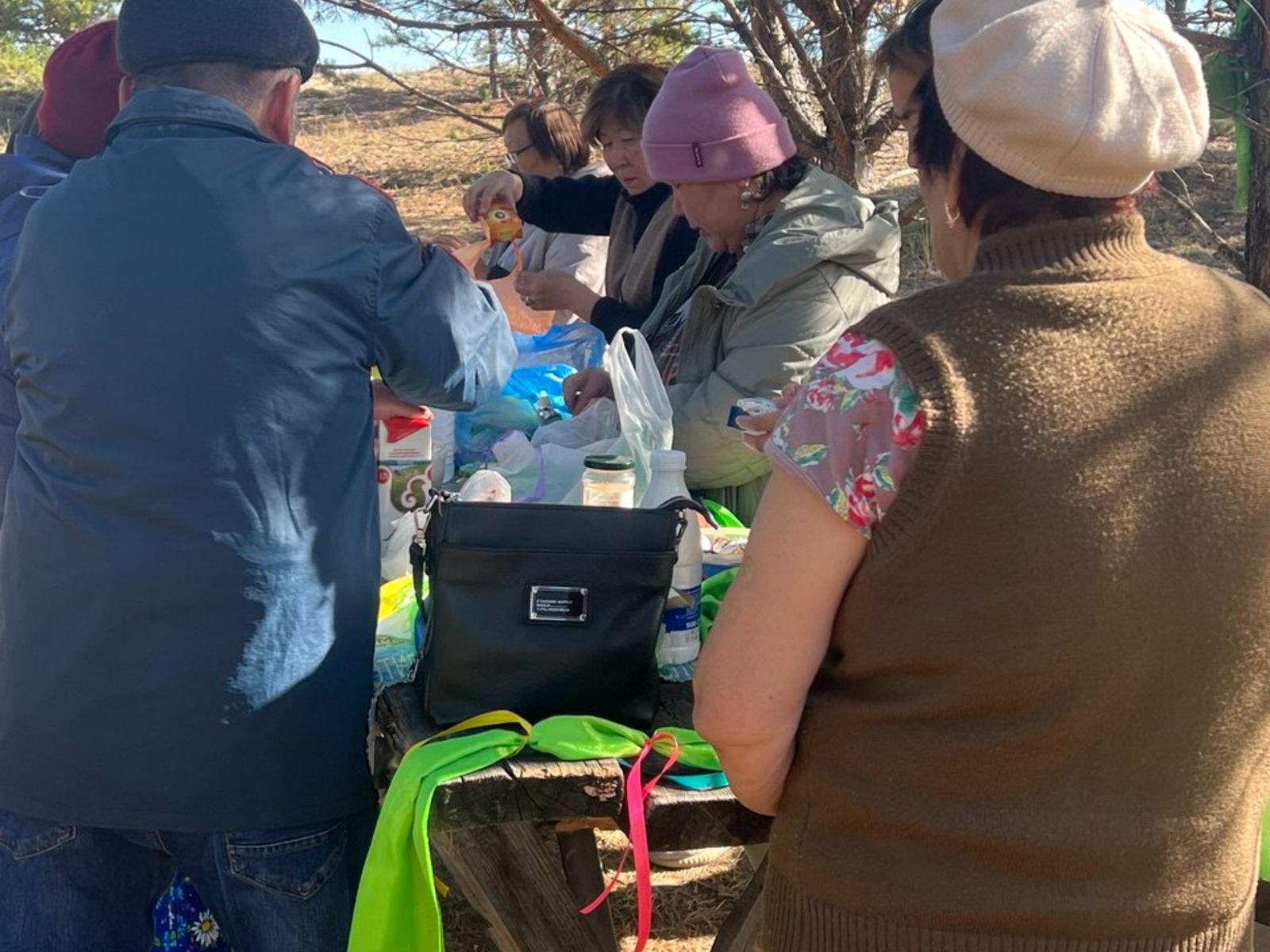 Подношение к шаманскому обряду