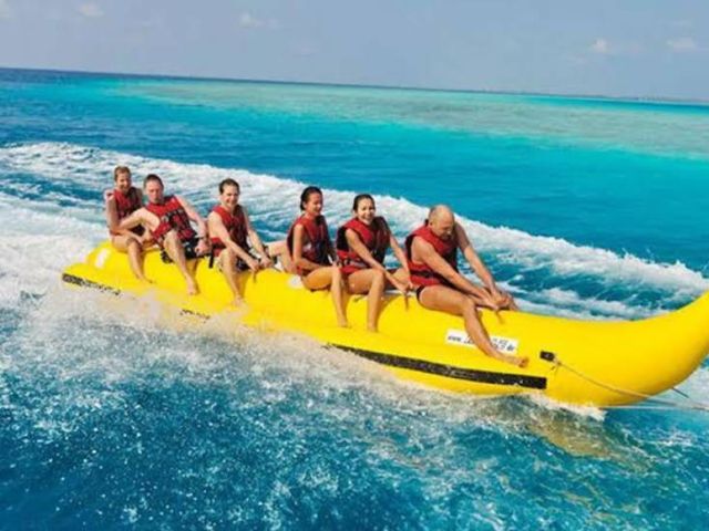 Активности в Манаме: jet ski, banana boat, wakeboard, парасейлинг — фото 3