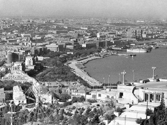 Индивидуальная обзорная экскурсия в Баку об истории Азербайджана