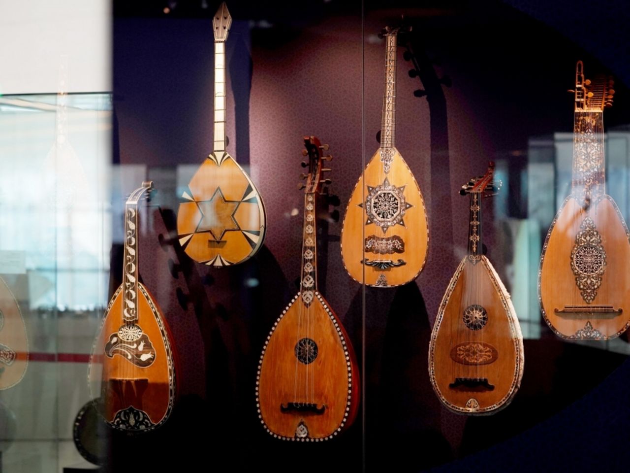 Индивидуальная тематическая экскурсия "Музыкальный мир Баку" - индивидуальная экскурсия в Баку длительностью 3 часа с количеством участников до 4 человек цена экскурсии 87€