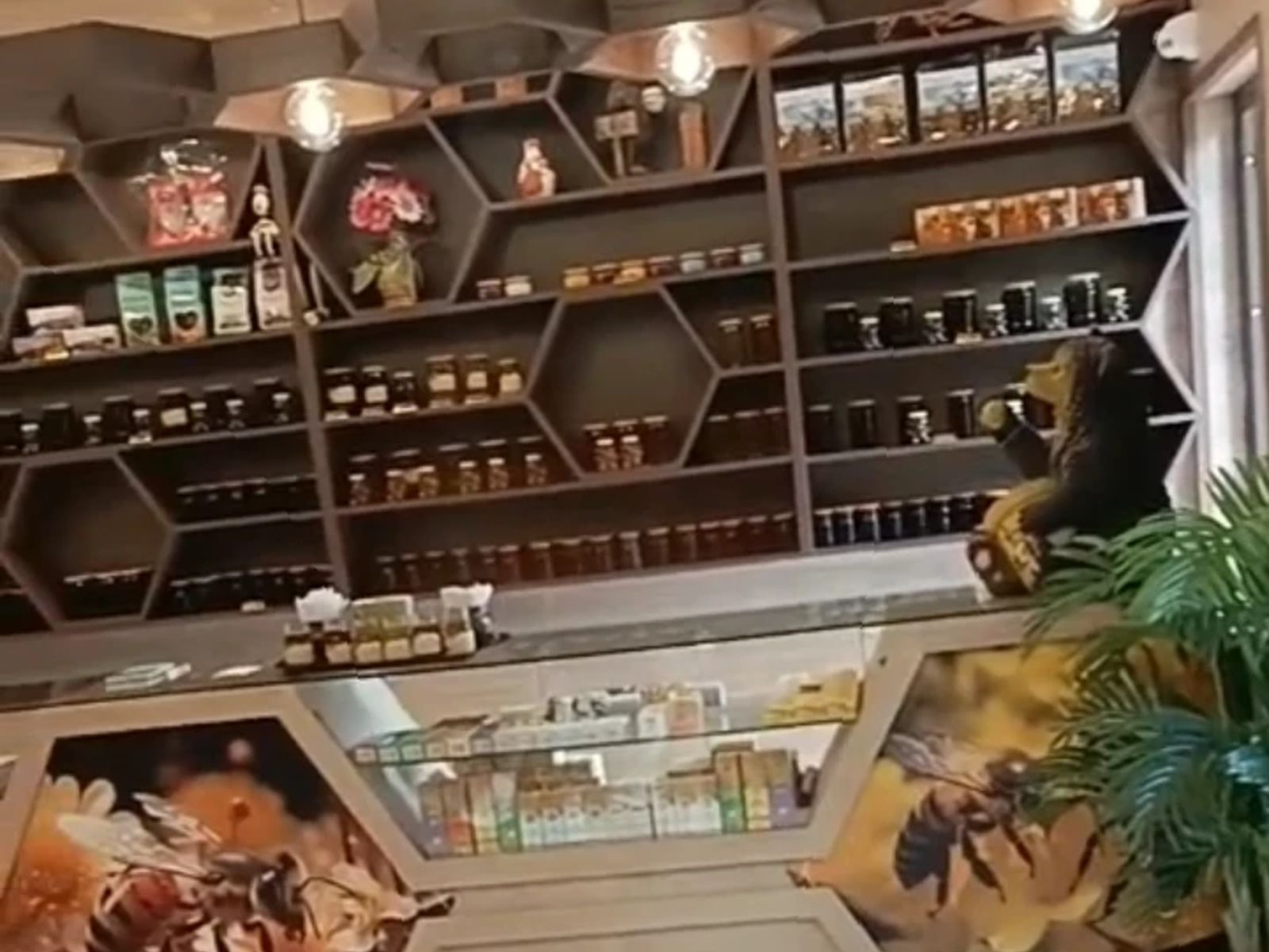 Медовая дегустация похожа на сладкую медитацию