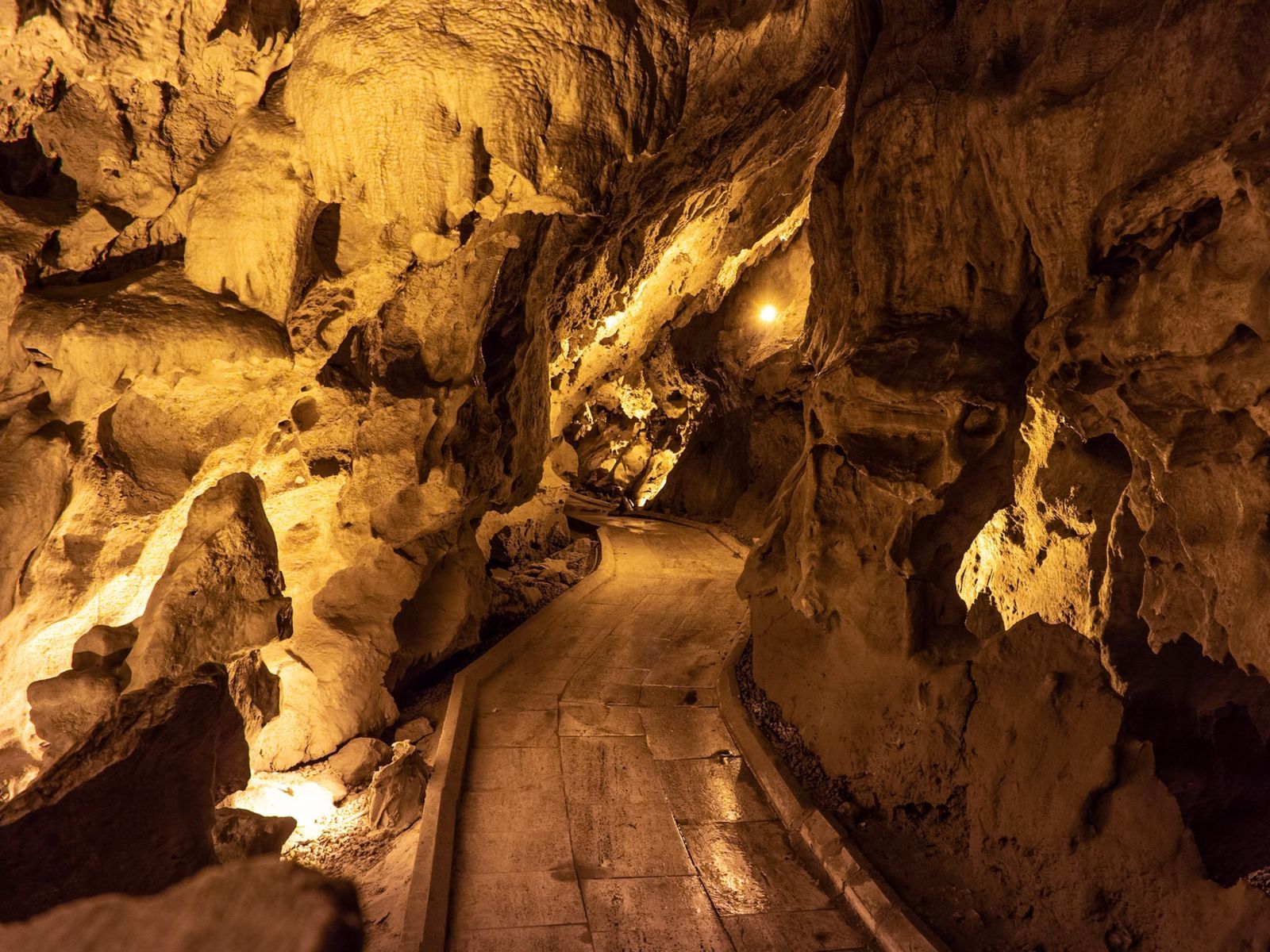 Пещера Инсую