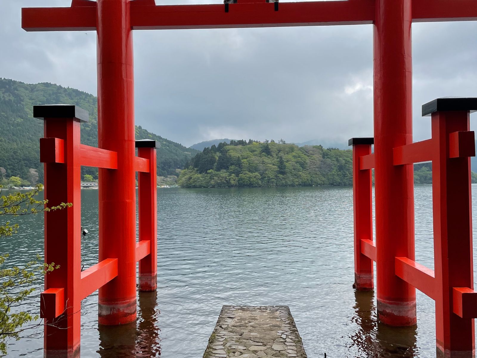 Красные ворота Мира