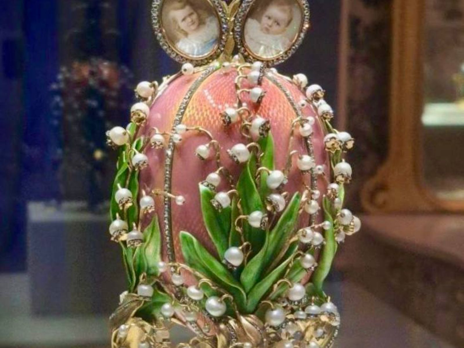 Драгоценное пасхальное яйцо "Ландыши"