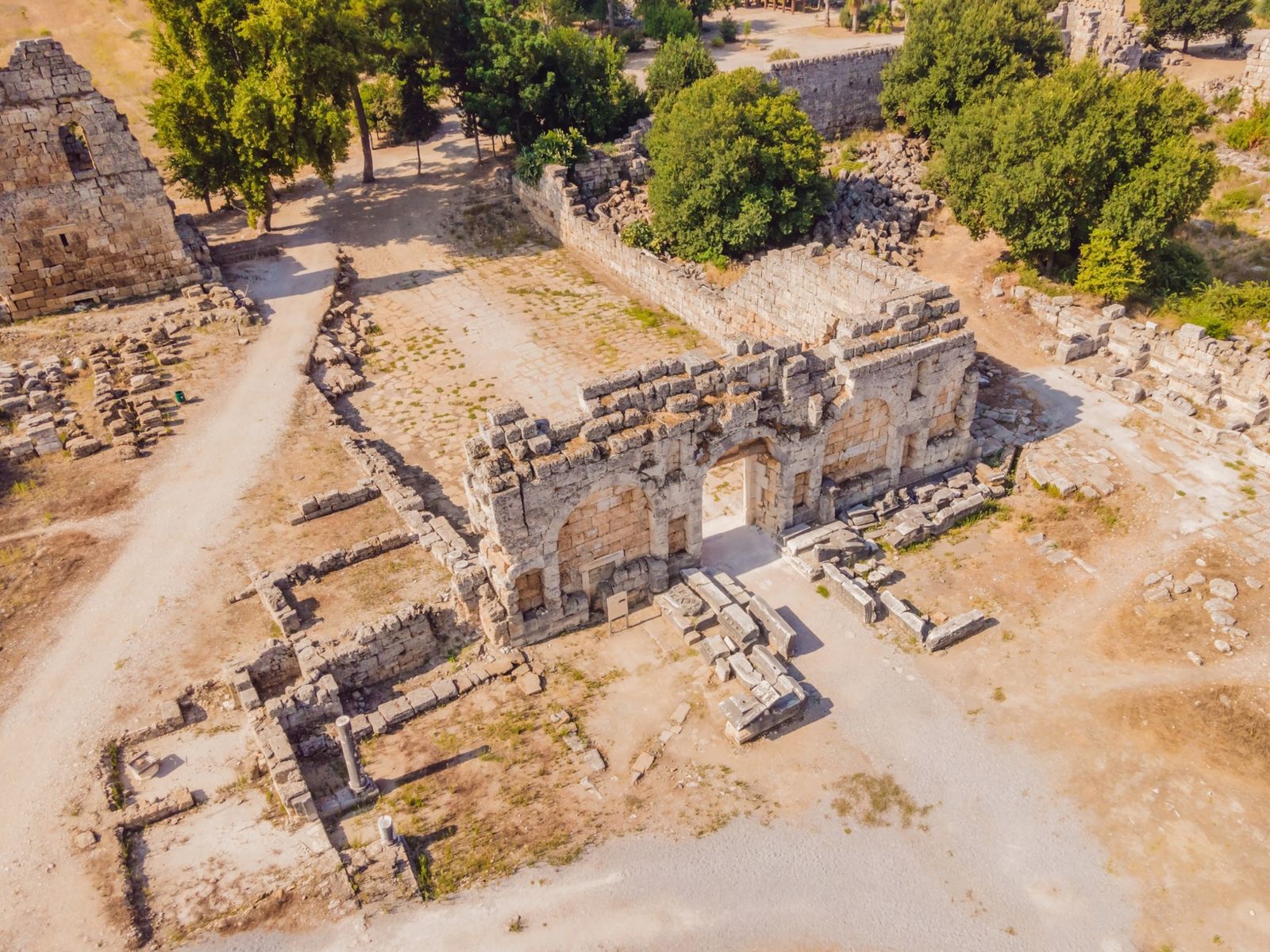 Античный город Перге