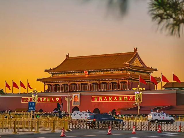 Обзорная экскурсия по Пекину: от Запретного города до шёлка