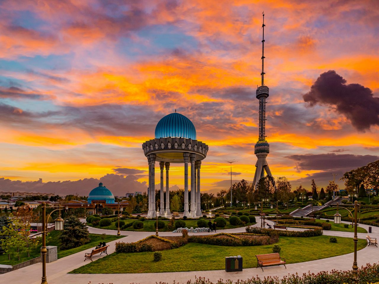 Обзорная экскурсия по Ташкенту: Старый город и имперский блеск - индивидуальная экскурсия в Ташкенте на машине гида длительностью 5 часов с количеством участников до 4 человек цена экскурсии 120€