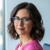 Ирина , гид  в Будапеште