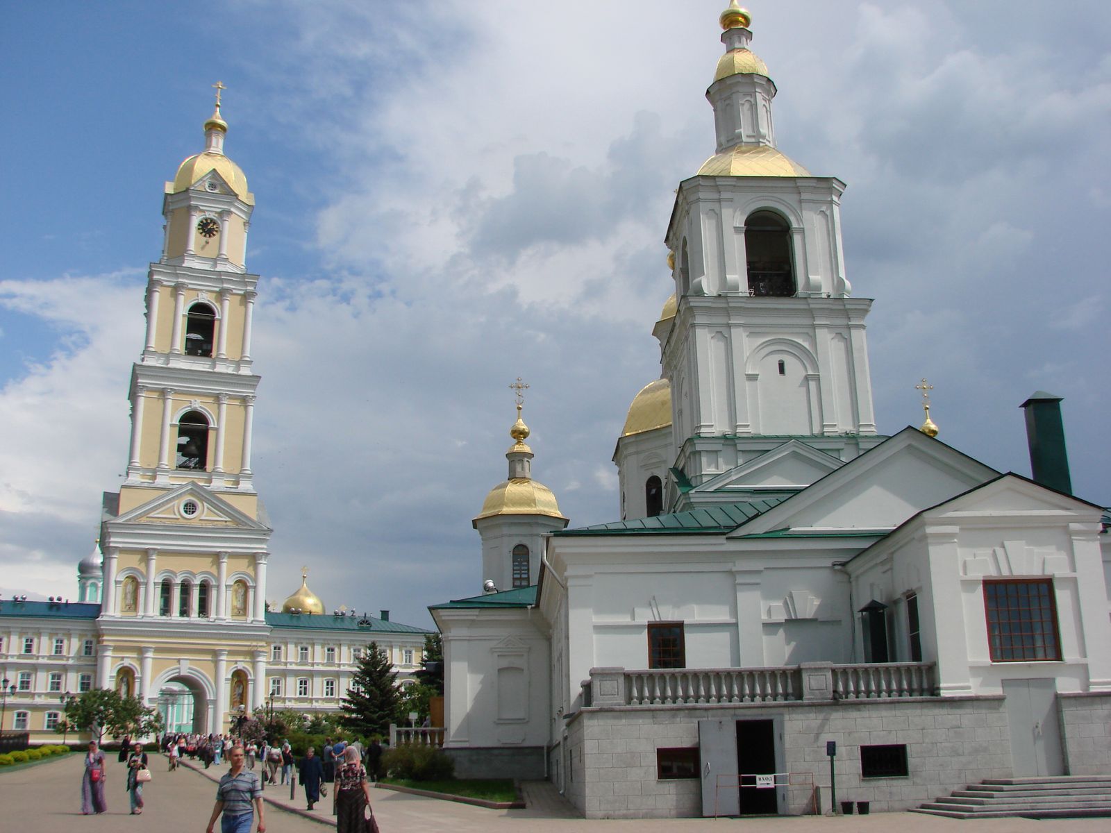 Церковь иконы Казанской Божией матери и колокольня