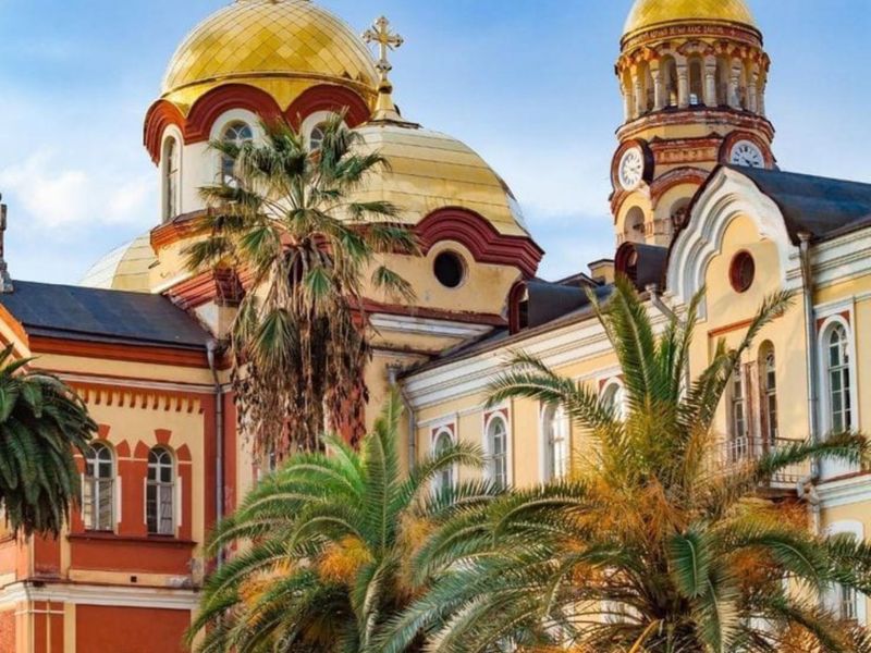 Групповая экскурсия из Сухума в Новый Афон - групповая экскурсия в Сухуме на автобусе длительностью 5 часов с количеством участников до 20 человек цена экскурсии 1200₽