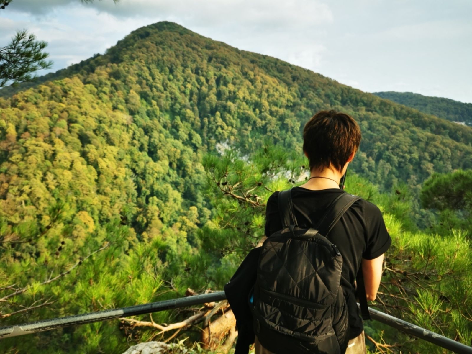 Вид на гору Большой Ахун