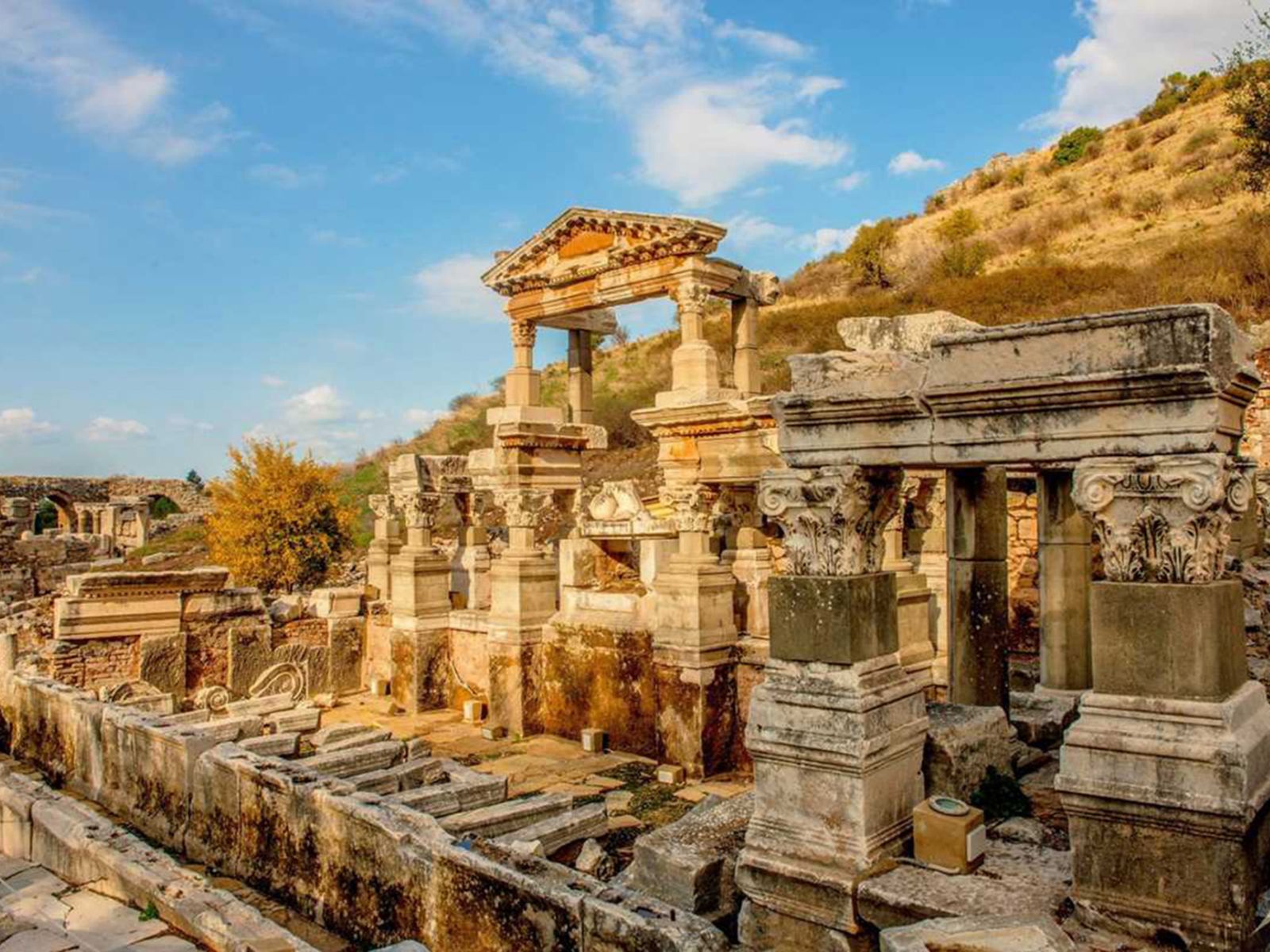 Фонтан Траяна