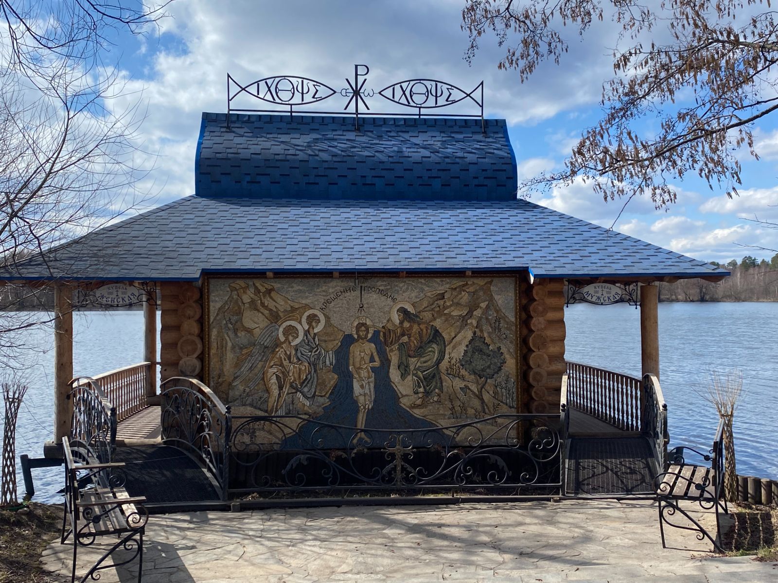 Купель на Раифском озере