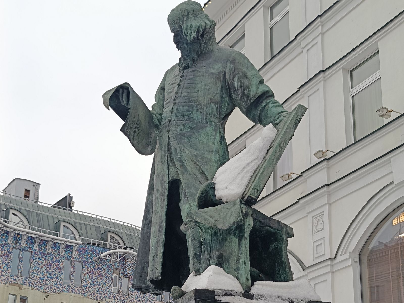 Памятник первопечатнику Ивану Федорову