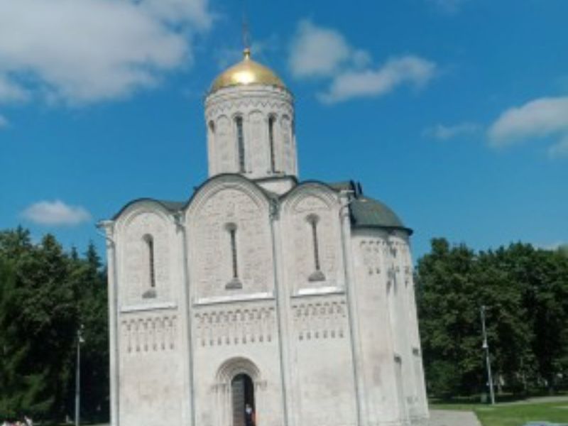 Дмитриевский собор - южный фасад