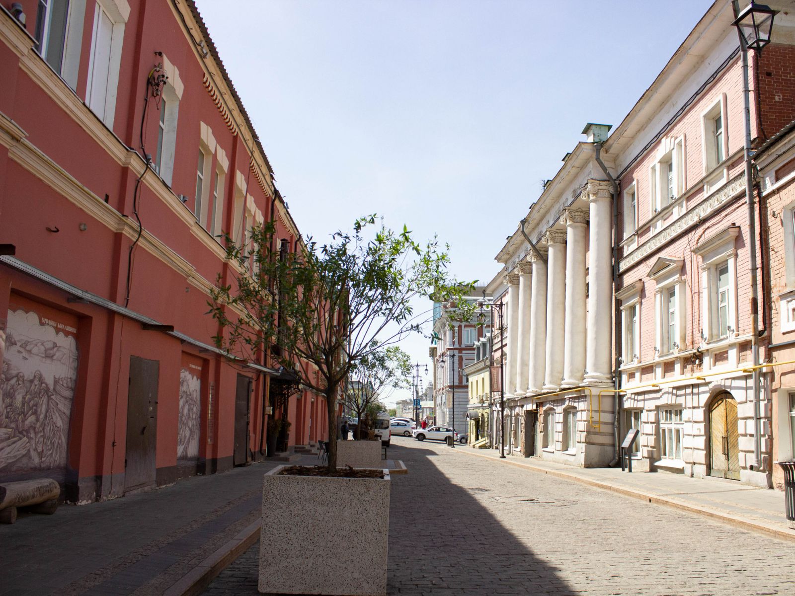 Улица Кожевенная, когда-то злачная, ночлежная...