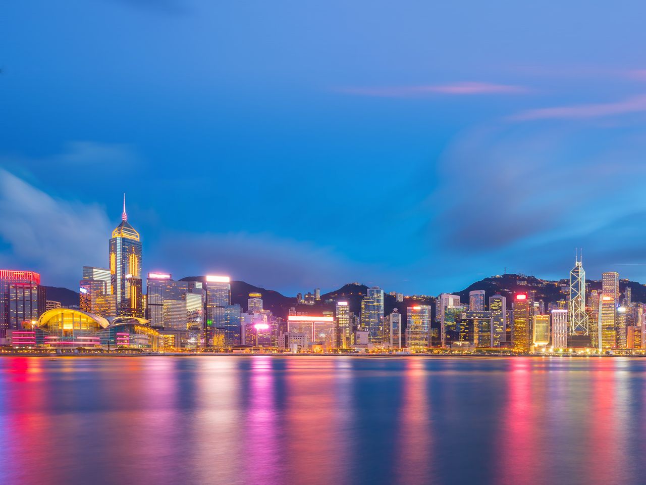 Обзорная экскурсия по Гонконгу для транзитных путешественников - индивидуальная экскурсия в Гонконге длительностью 4 часа с количеством участников до 4 человек цена экскурсии 400$