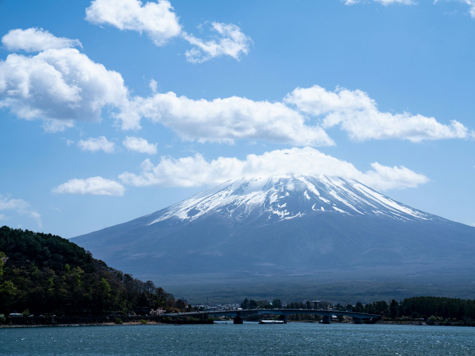 Облака и Фудзи