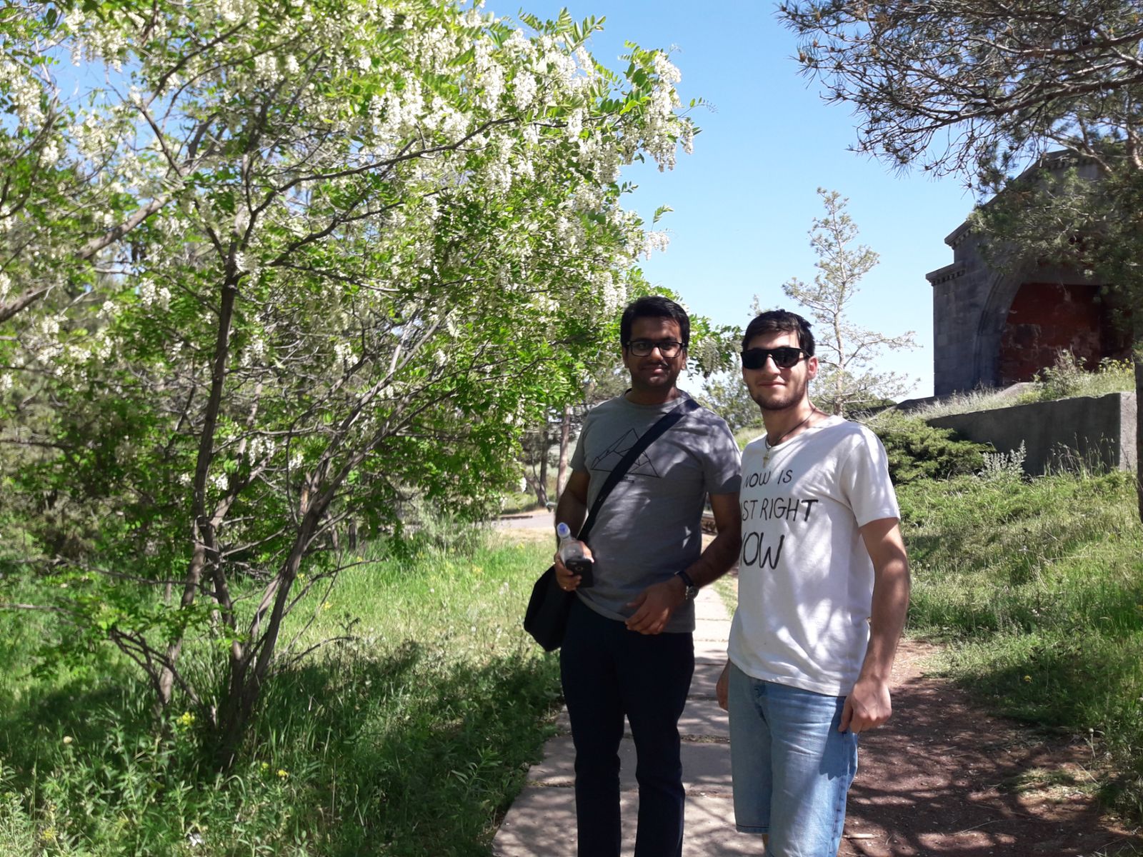 Арка Чаренца