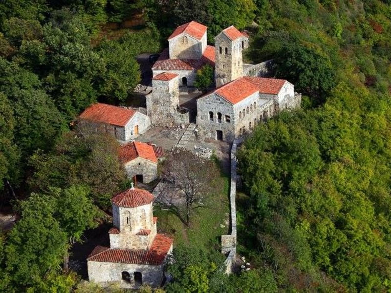 Древнейший монастырь Некреси