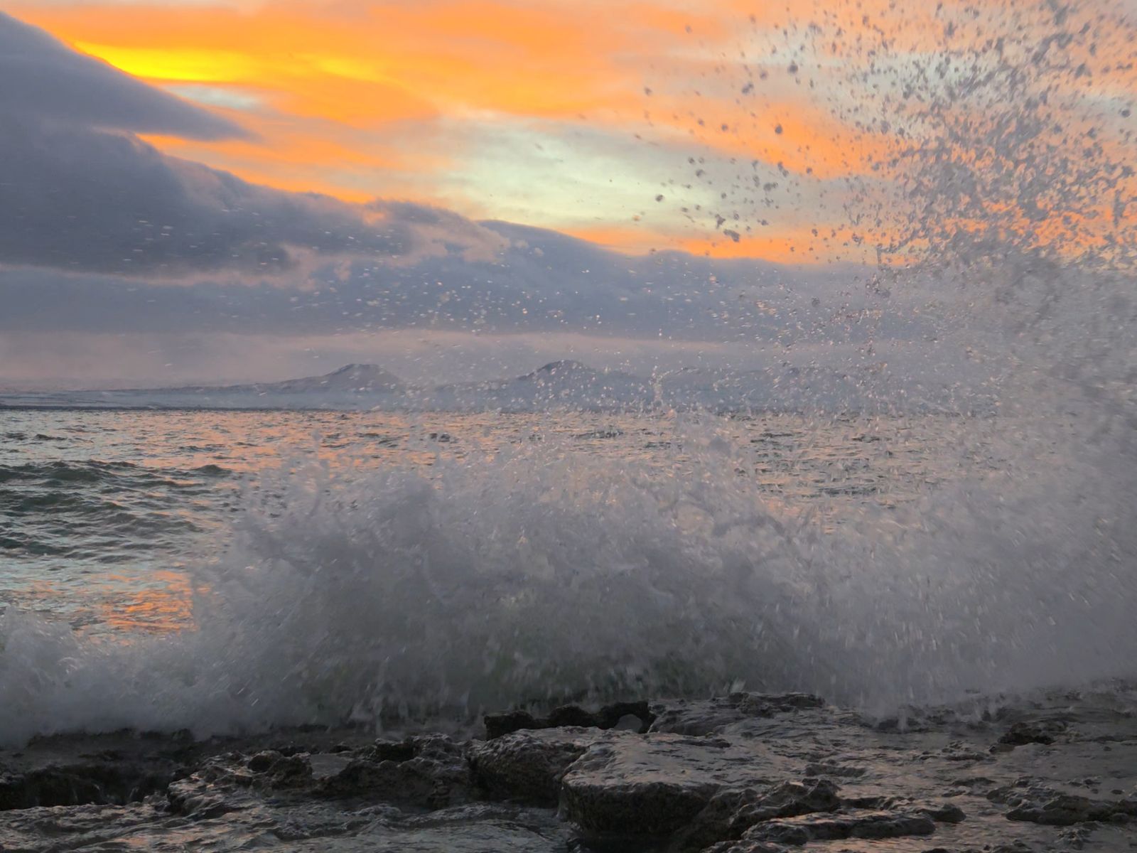 Волны Севана