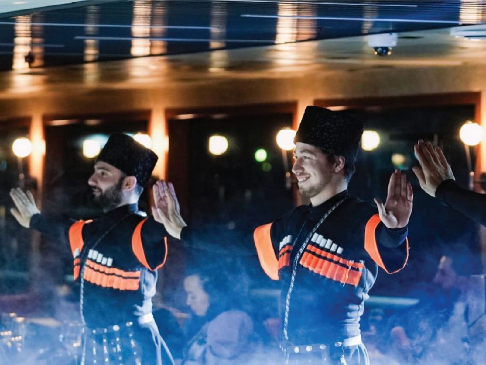 Шоу джигитов