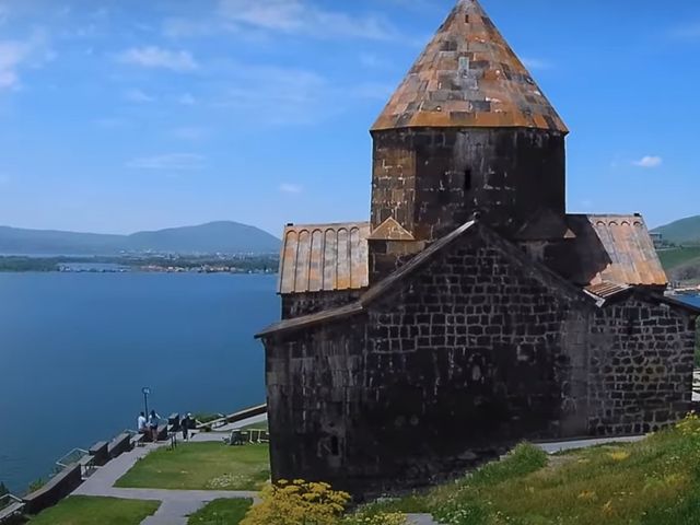 Индивидуальная экскурсия из Еревана в Цахкадзор и к озеру Севан