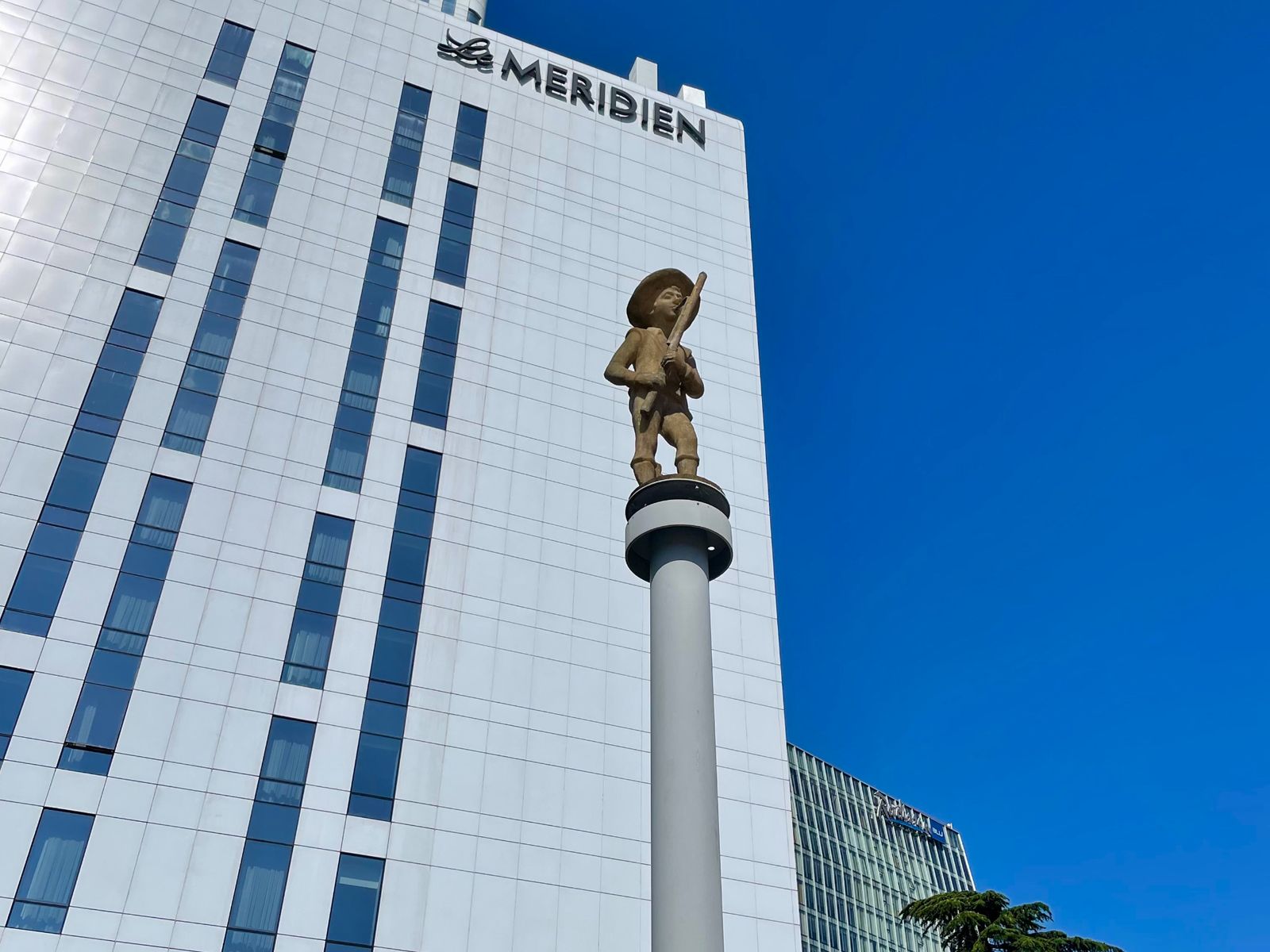 Гостиница, которая раньше была университетом