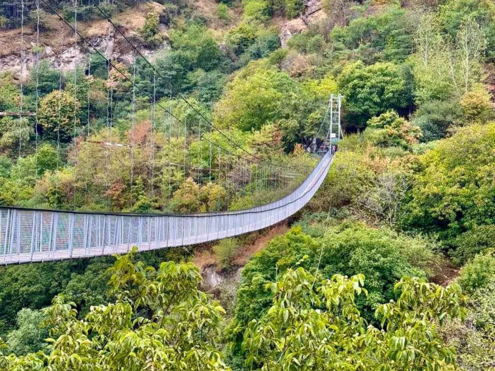 Качающийся мост Хндзореск