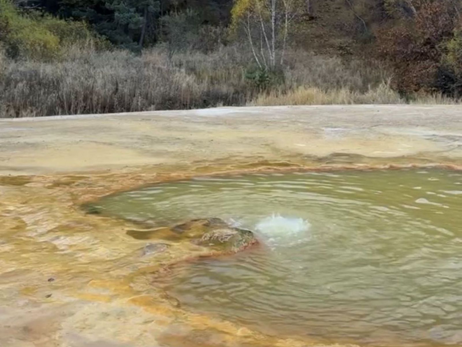 Горячий источник Джермук