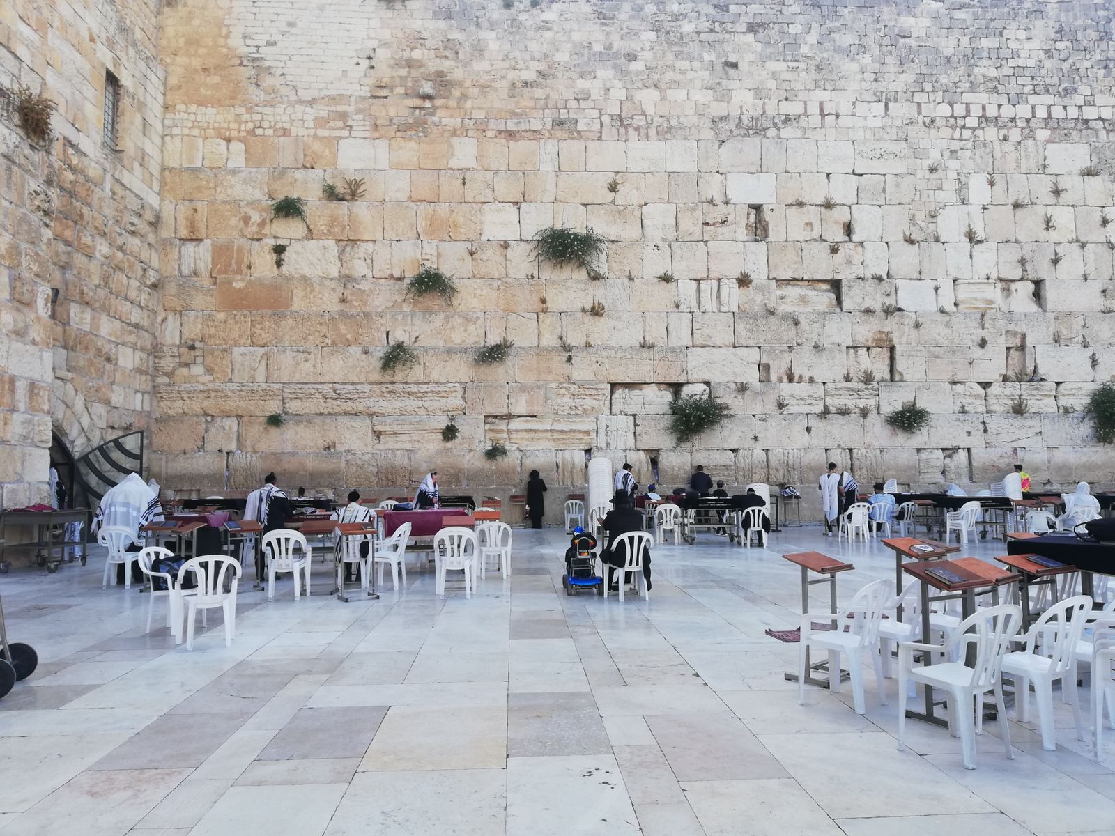 Мы поговорим о синагоге и еврейской молитве